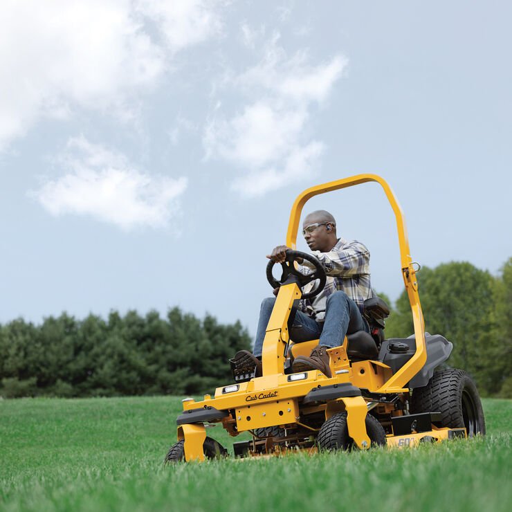 Cub Cadet Pro Z ZTXS4 60 - Image 10