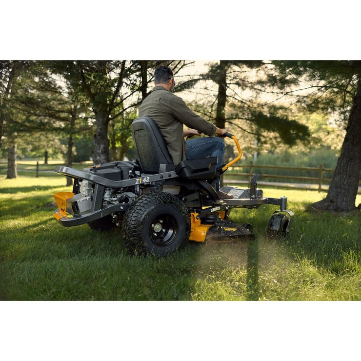 Cub Cadet Ultima Series Z1 42 - Image 7